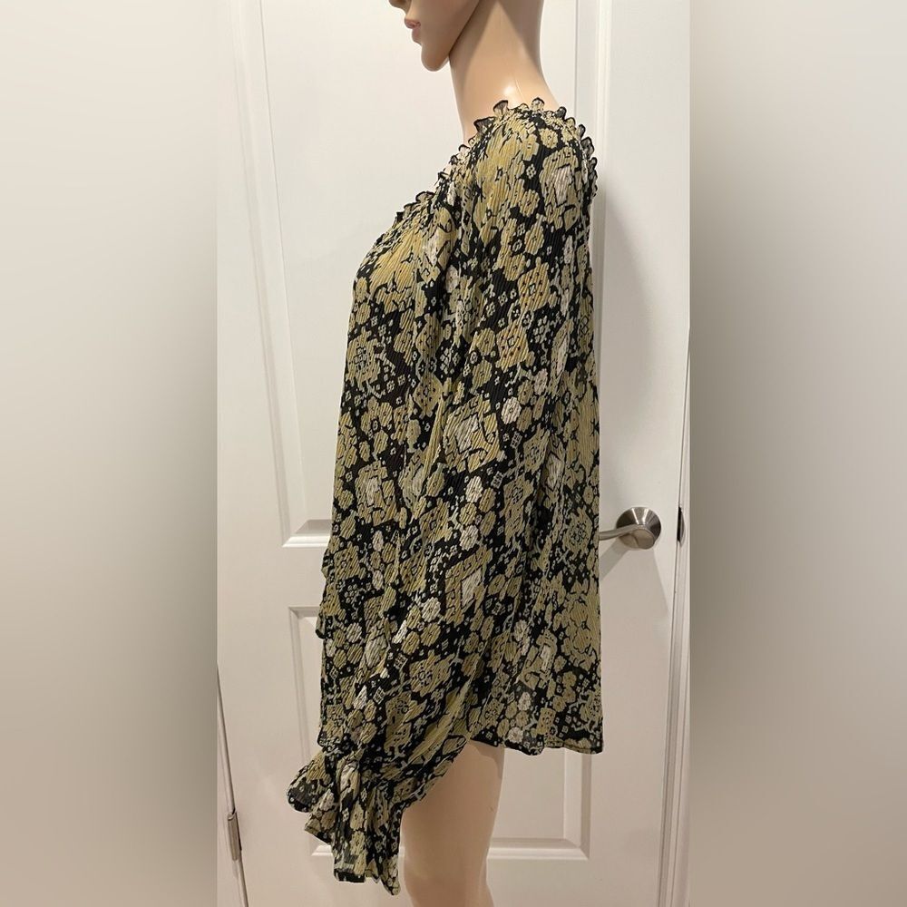 Merritt Floral Black and Gold Women's Top size XL - Picture 3 of 4